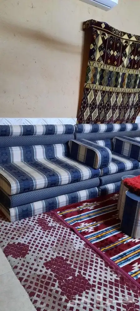 طقم كنب اسفنج مضغوط 0