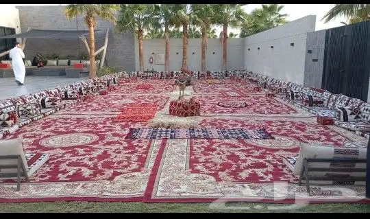 قهوجين وصبابين رجال ونساء كنب وكراسي طاولات زل العاب مضلات 9