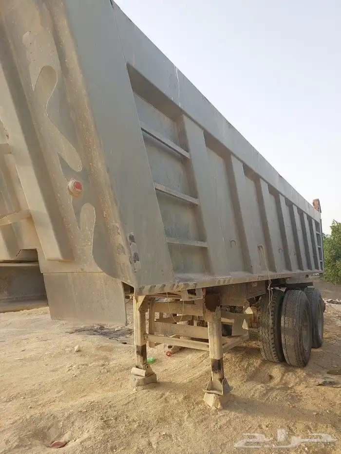 صندوق قلاب 24 متر صاج شرط للبيع 1