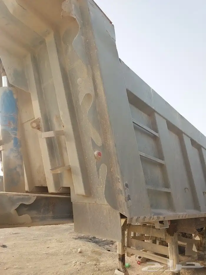 صندوق قلاب 24 متر صاج شرط للبيع 2