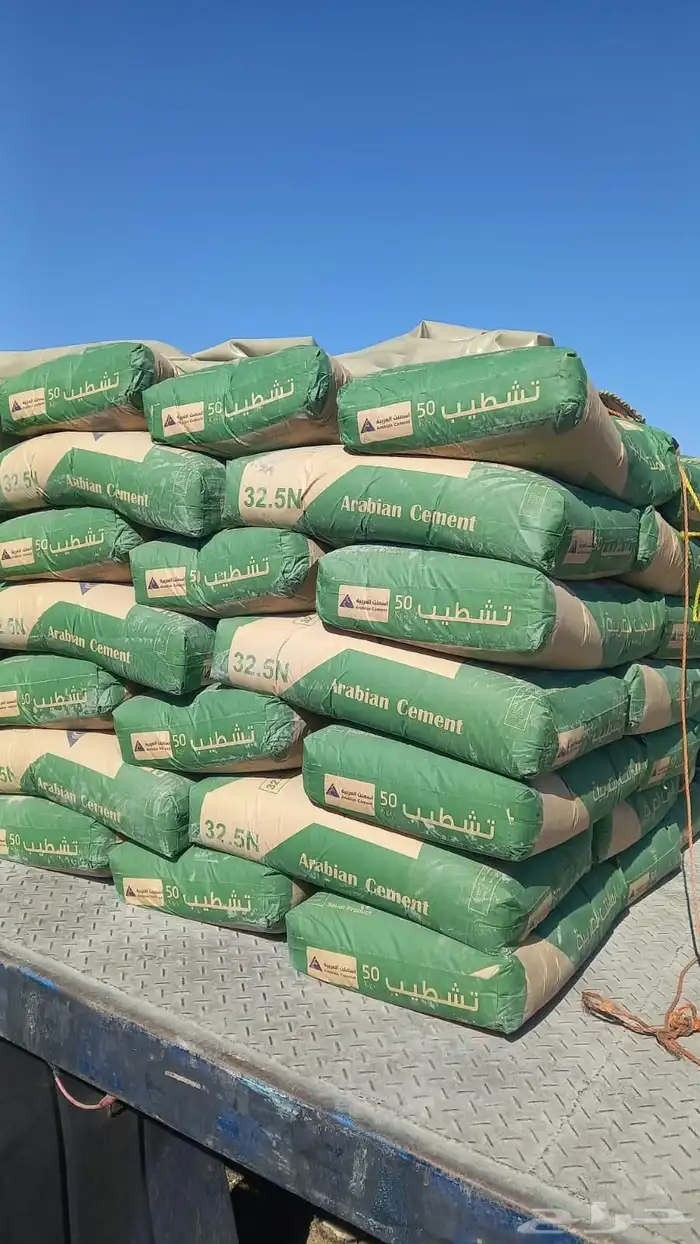 قلاب لتحميل وتوريد مواد بناء 2