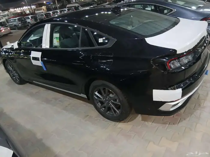 فورد تورس ترند 2025 3