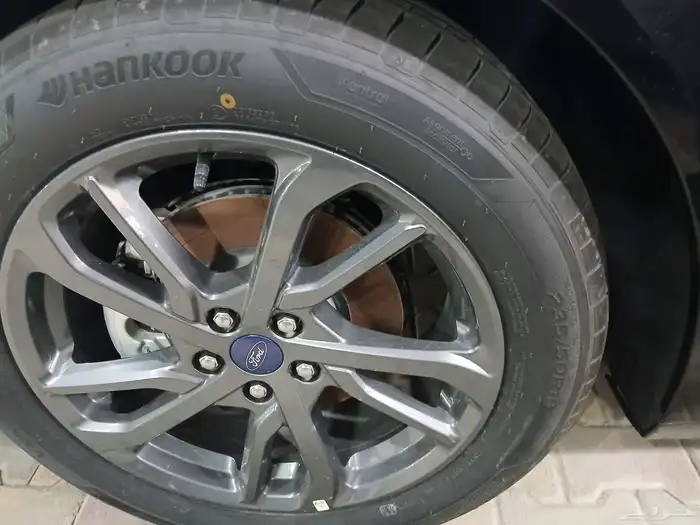 فورد تورس ترند 2025 0