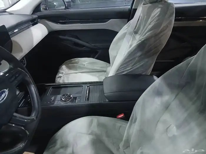 فورد تورس ترند 2025 4