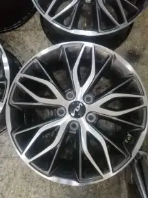 جنوط كيا فايف مقاس 17 موديل 2023 اصلي وكاله على الشرط ضمان ا 7