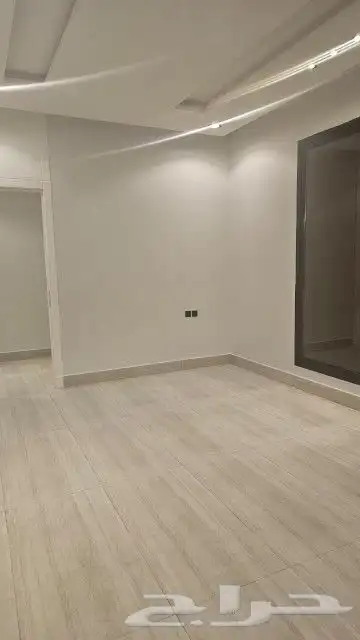دور ارضي للبيع حي البيان 5