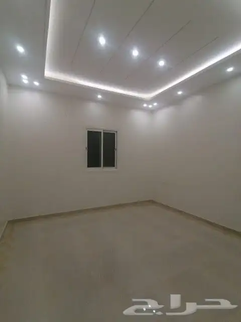 دور ارضي للبيع حي البيان 21