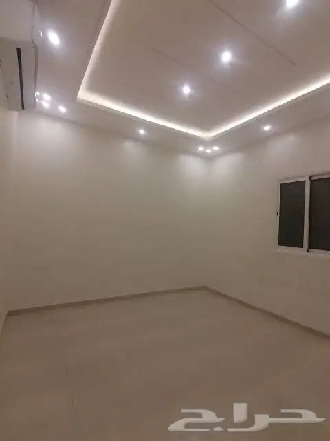 دور ارضي للبيع حي البيان 20
