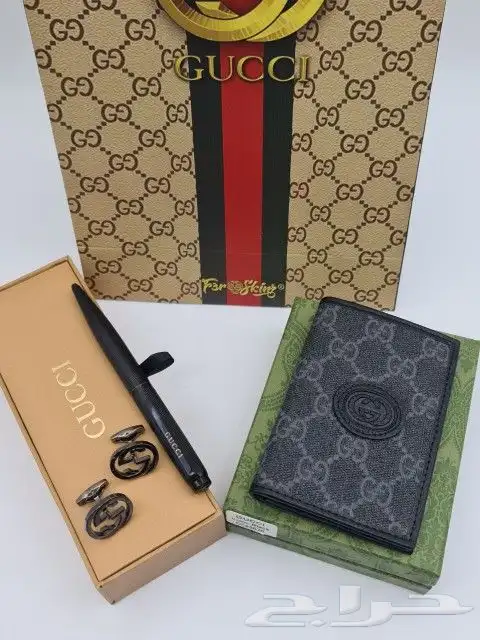 طقم رجالي فخم. 4