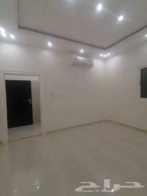 دور ارضي للبيع حي البيان 15