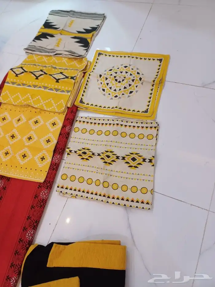 مخدات للبيع 0