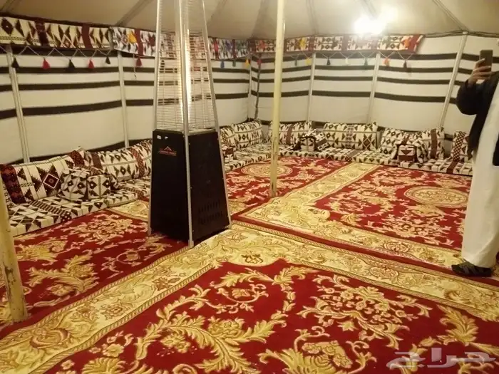 تاجر خيام وبيوت شعر ابيض واسود كنب ملكي والفراشات الملكيه 1