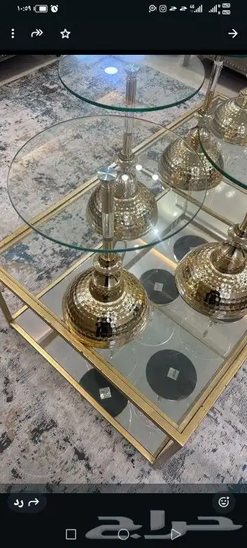 للبيع طاولة وعدد 6 طاوالات خدمة 3