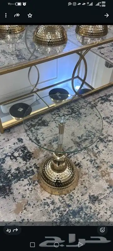 للبيع طاولة وعدد 6 طاوالات خدمة 4