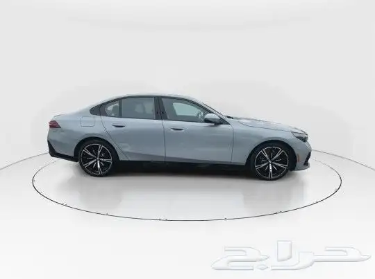 بي ام دبليو BMW 5 Series 530i XDrive M Sport موديل 2024 6