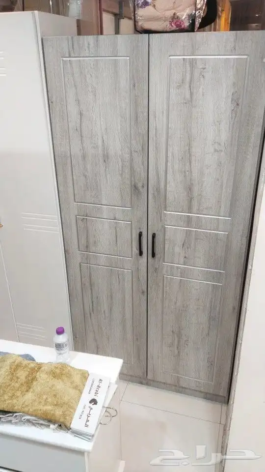 دواليب ملون وسرر قطيفي جاهزه سعر رمزي جمله قطاعي 2