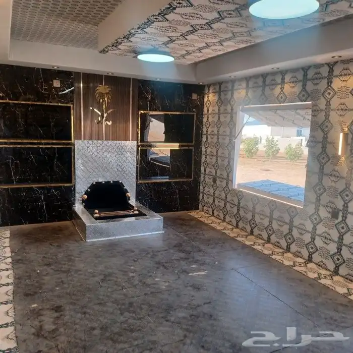 للبيع غرفه جوانب مشب شرايح ودكه 12 متر 8
