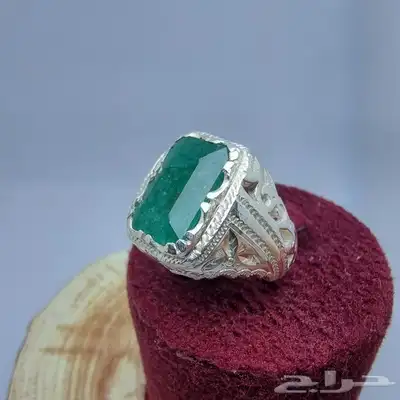 خواتم ب احجار زمرد 3