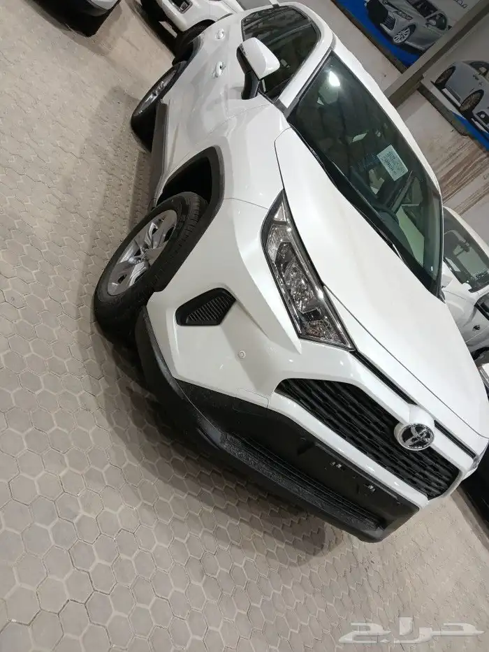 راف فور موديل 2025 1