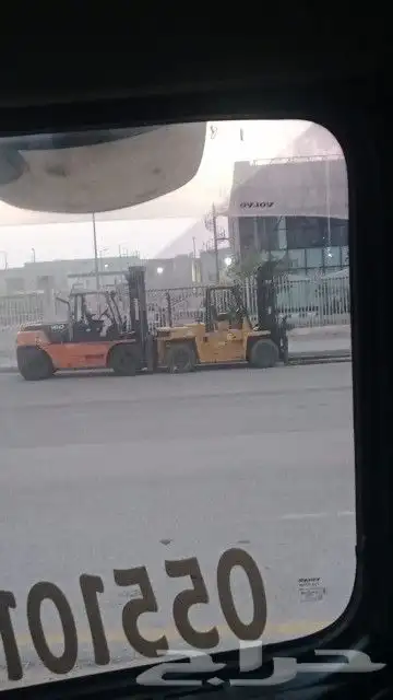فوركليفت للايجار يومي وشهري جميع الأحجام مديل حديث 0