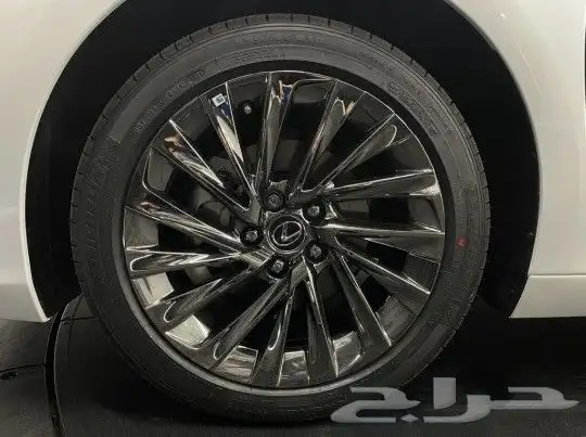 لكزس اي اس LEXUS ES 350 ULTRA LUXURY SEDAN موديل 2024 24