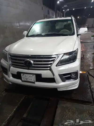 لكزس LX 570 7