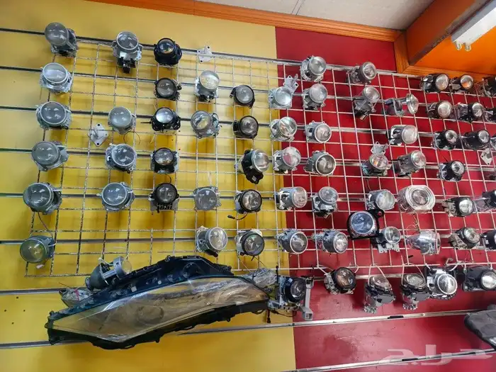 عدسات زنون شمعات اسطبات قزاز الشمعات محولات وكاله لمبات غطيا 33