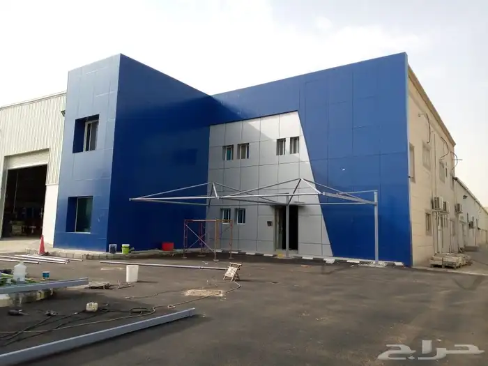 تركيب لوحات حروف بارزة بنر استيكرات صيانة لوحات واجهات كلادن 10