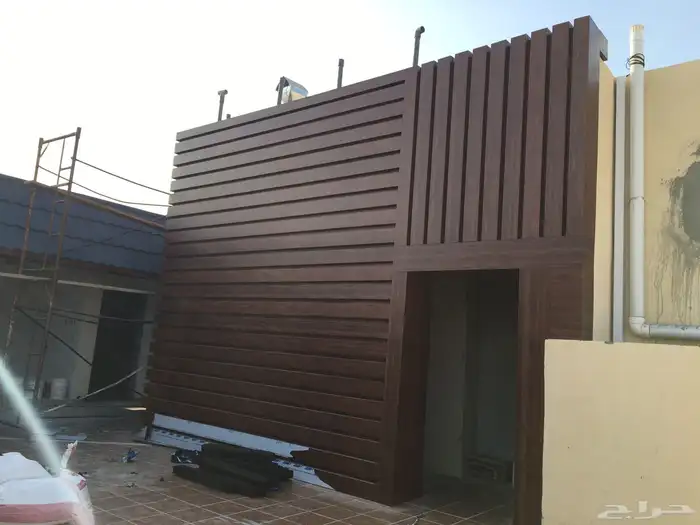 تركيب لوحات حروف بارزة بنر استيكرات صيانة لوحات واجهات كلادن 8