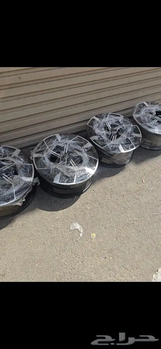 السلام عليكم يوجد لدينا جنوط سنات مديل 25 اصلي وكاله مقاس 17 0