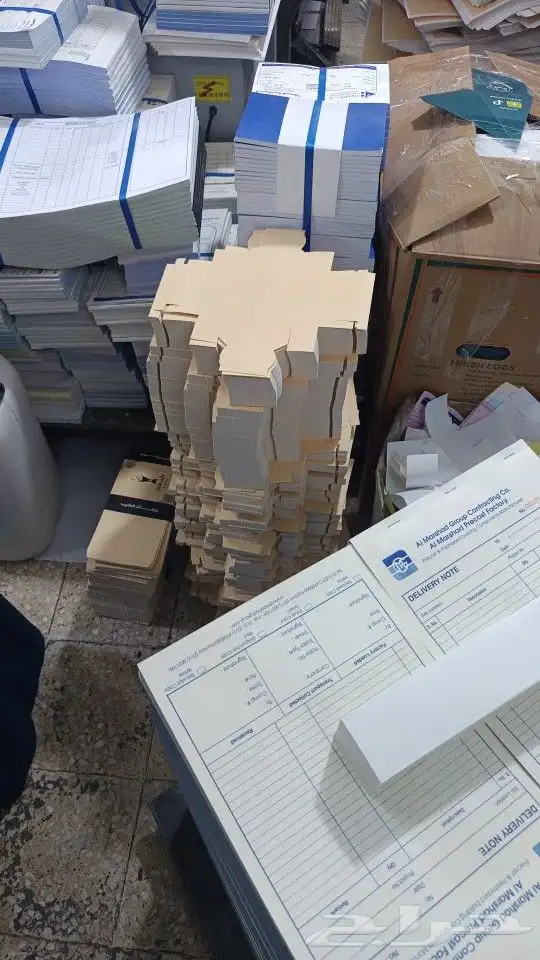 مطبعة مطابع استكر بوكسات اكياس فولدر بروشور بنر لوحات بكج 5