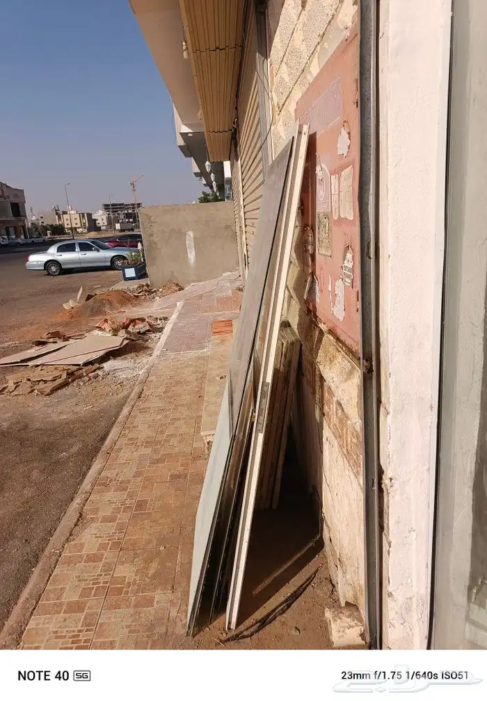 باب محل قزاز الومنيوم 2