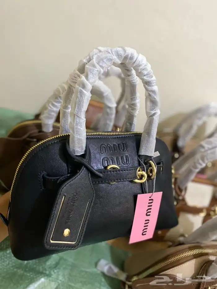 شنط ماركة ميو ميو الاكثر طلبا وجميع الماركات جودة تهبببل 5