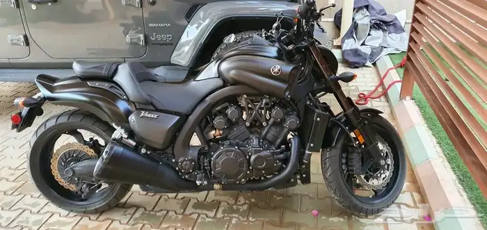 2018 yamaha Vmax with 240mm rear tire kit الوحيد بالمملكة 2