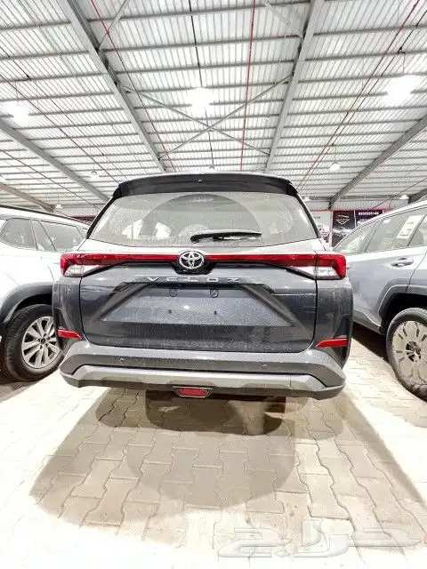 تويوتا فيلوز GLX بنزين 2024 كاش وتقسيط 3