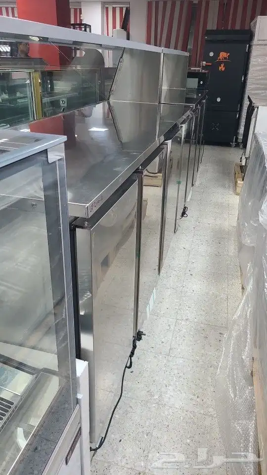 للبيع ثلاجة عصائر وفواكه مقاس 150سم و200سم جديد 2