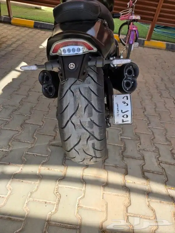 2018 yamaha Vmax with 240mm rear tire kit الوحيد بالمملكة 5