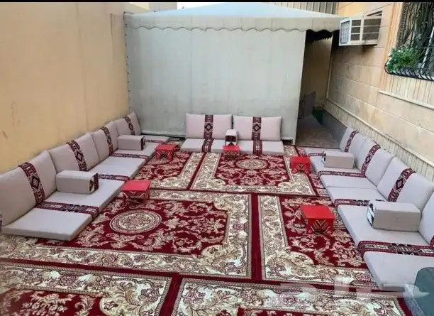 تاجير قهوجين وصبابين رجال ونساء كنب وكراسي زل طاولات ومضلات 7