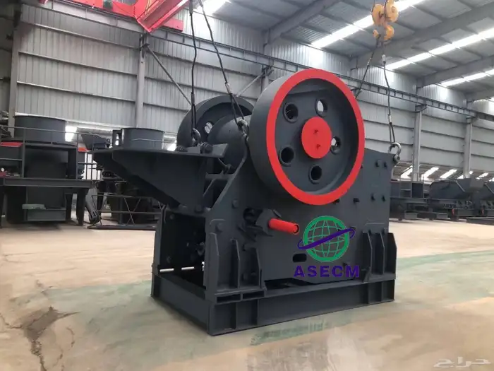 كسارة فكية jaw crusher 3