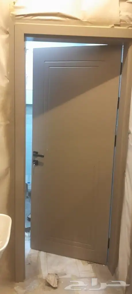 نفصل ابواب اخضر سنديان الخضر هو مقاسات في مقاس صغير وفي مقاس 2