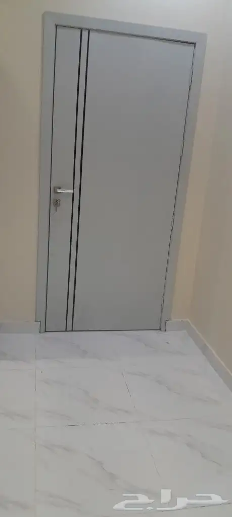 نفصل ابواب اخضر سنديان الخضر هو مقاسات في مقاس صغير وفي مقاس 7