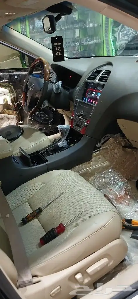 سماعات لكزس بديل الوكاله 2011 5