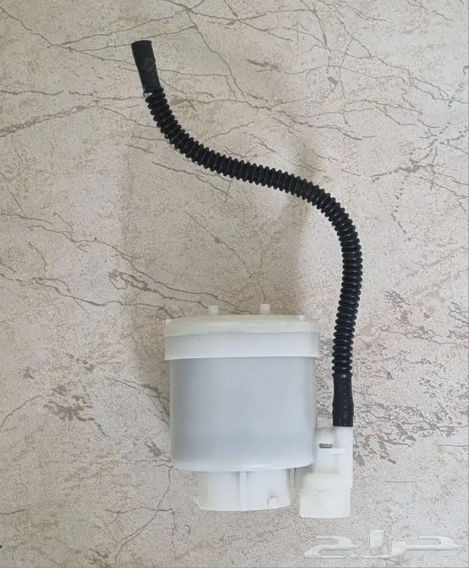 فلتر بنزين اصلي وكالة تويوتا يارس 2011 3