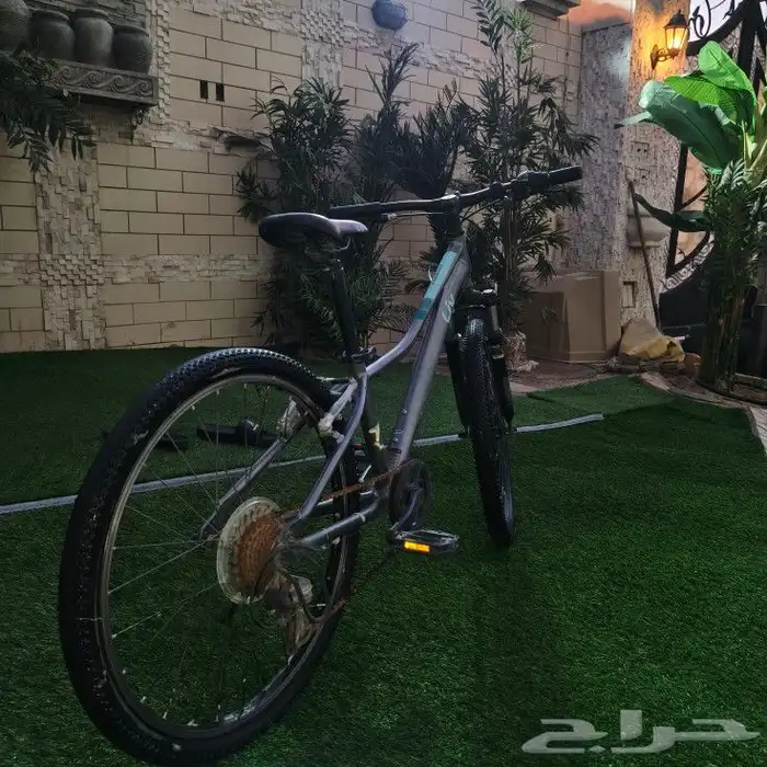 سيكل رياضي نضيف ماركه liv ماركه غنيه عن التعريف 2