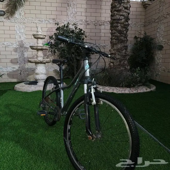 سيكل رياضي نضيف ماركه liv ماركه غنيه عن التعريف 1