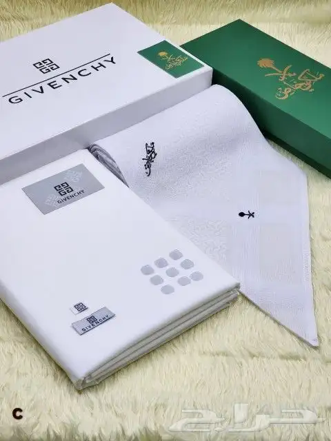 عرض ثوب وشماغ ملكي خاص وعادي 3