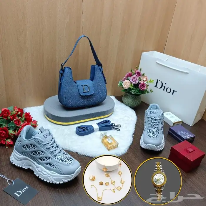 أفخم الشوزات والشناط النسائي 9