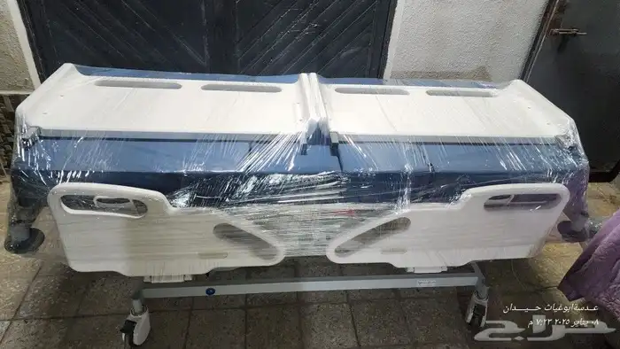 سرير طبي كهربائي مع مرتبه طبيه 4