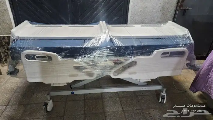 سرير طبي كهربائي مع مرتبه طبيه 3