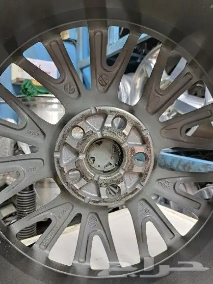 جنوط كامري هايبرد موديل 2019 مقاس 18 اصليه وكاله 10